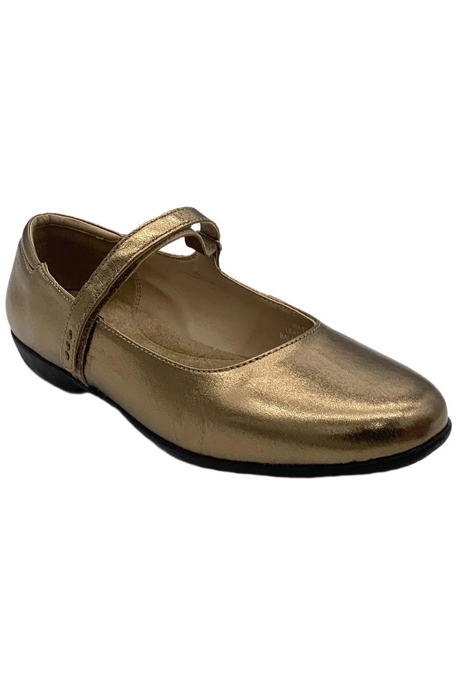 Array Women's Fiona Flat Bronze - Medium